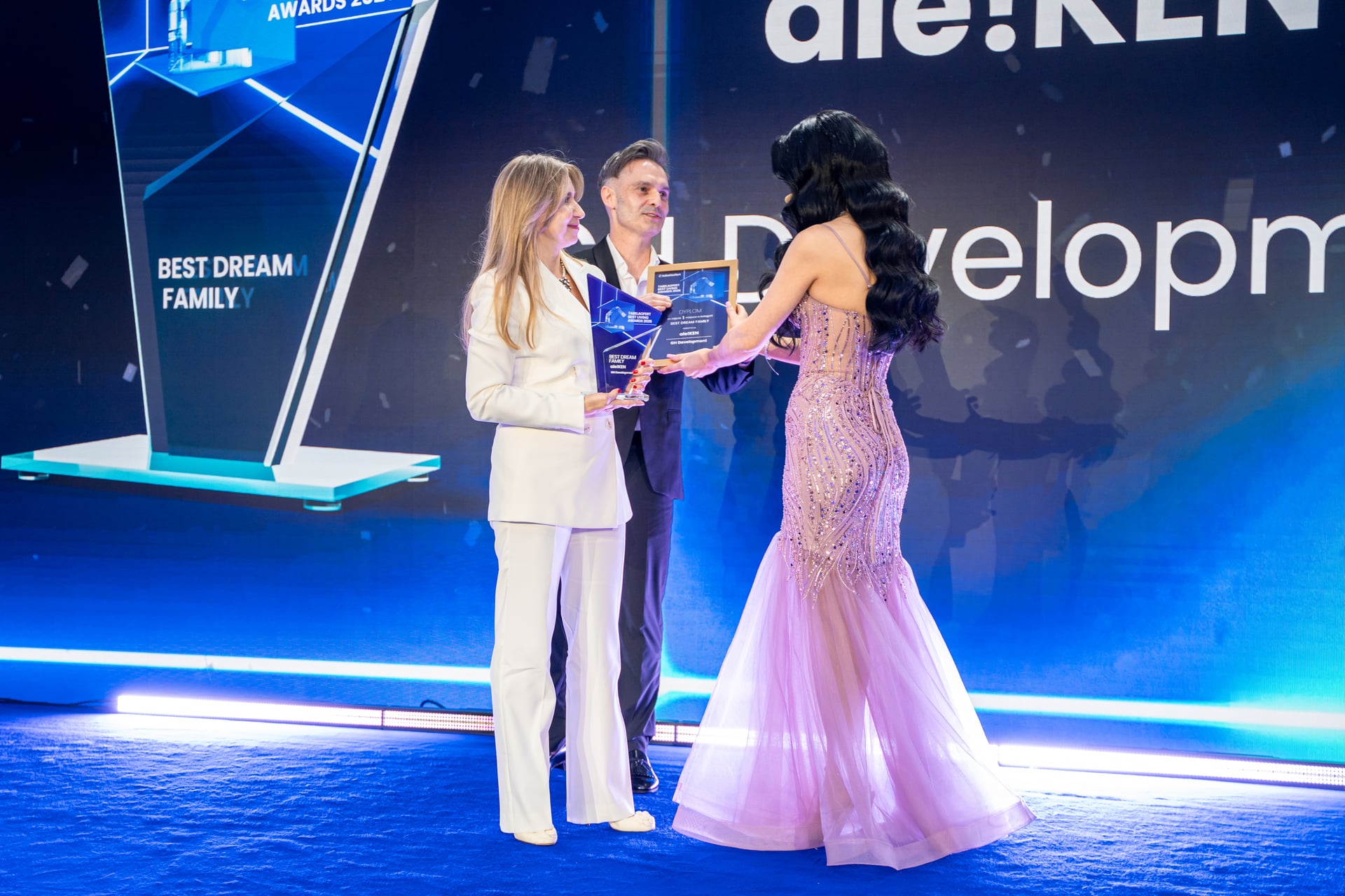 Gala 74