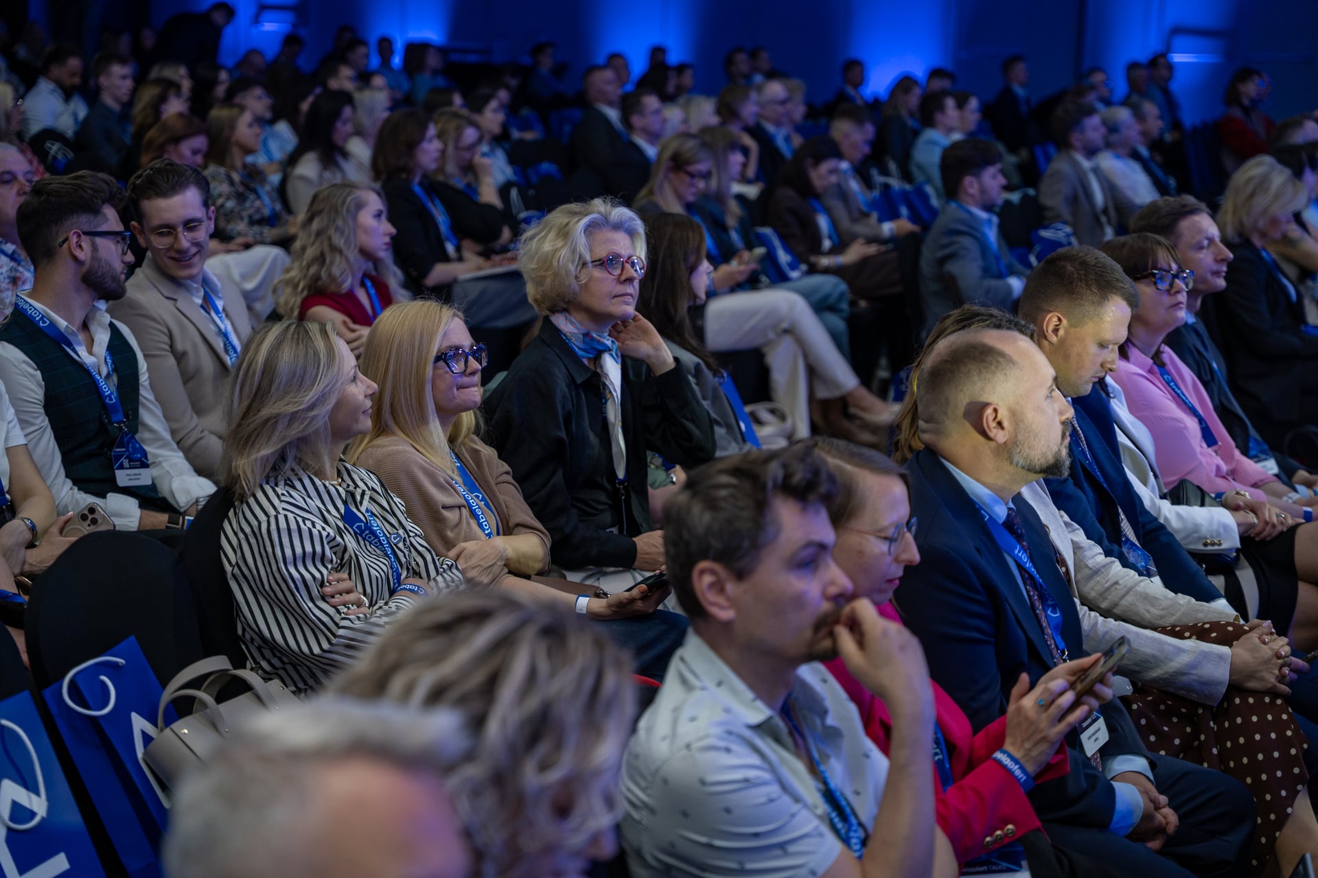 Konferencja 32