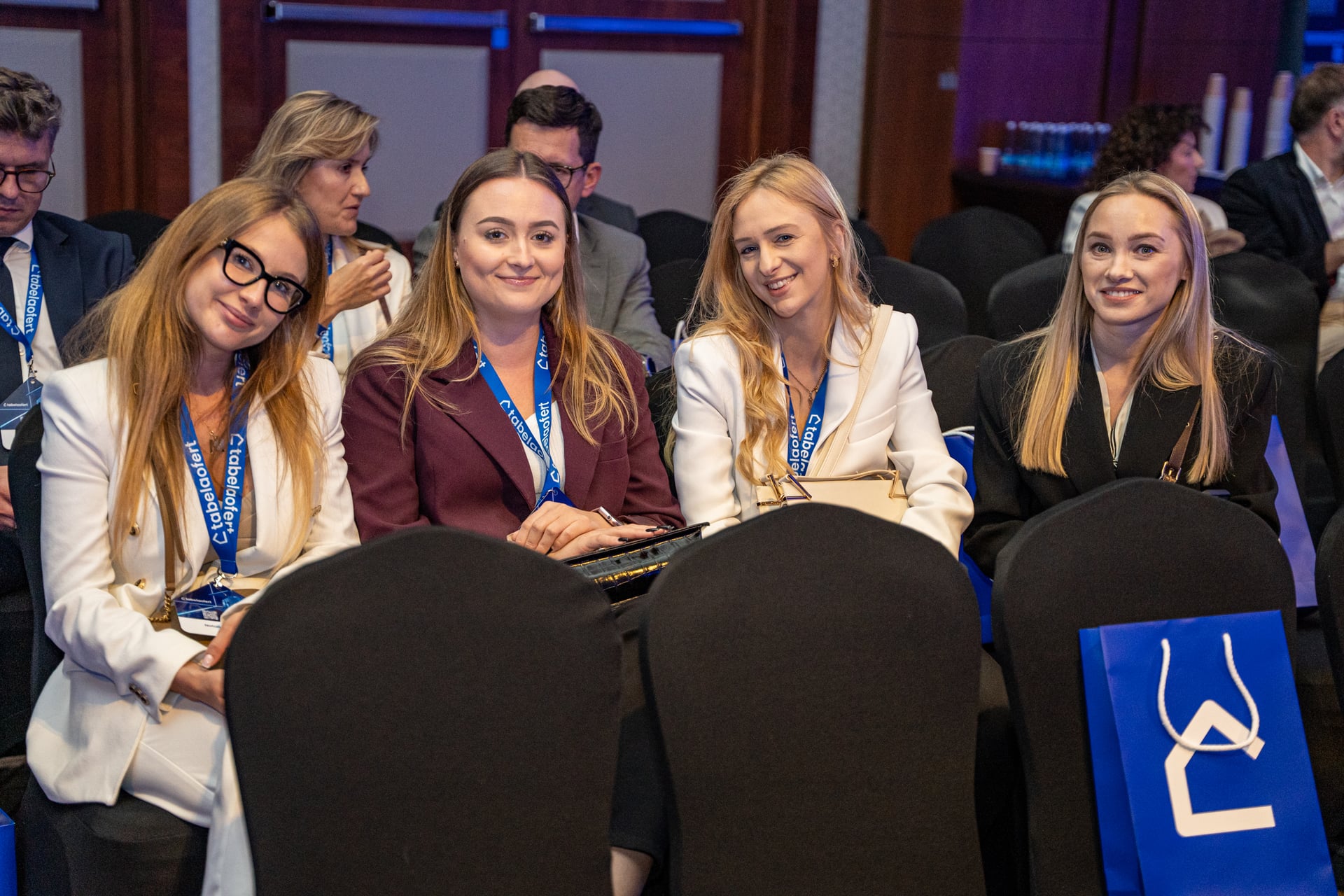 Konferencja 72