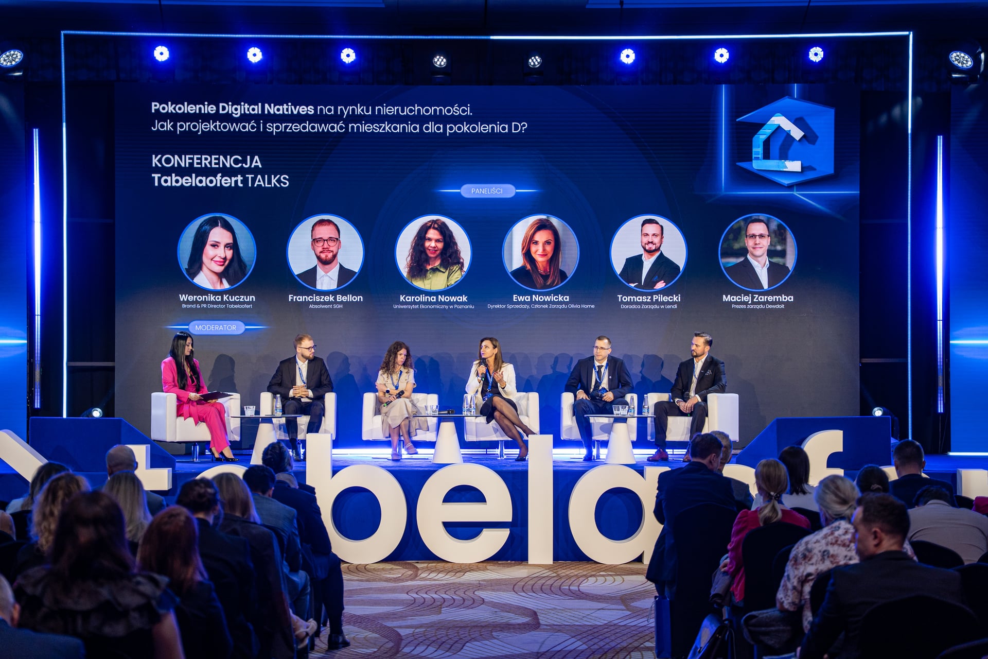 Konferencja 82